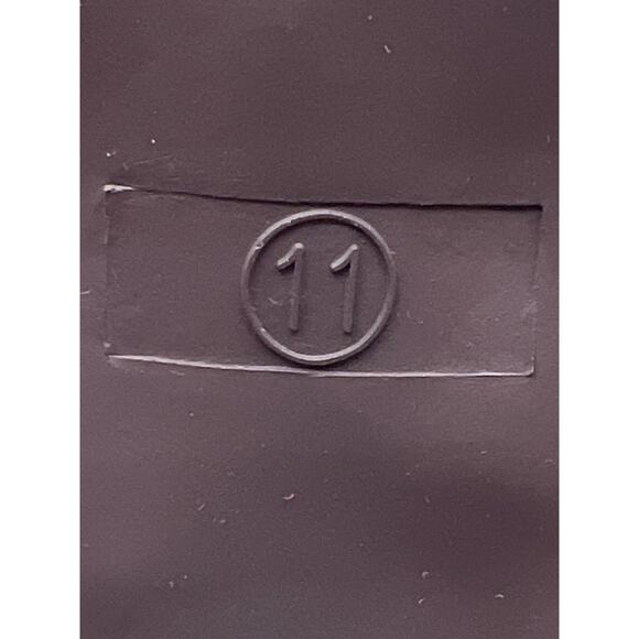 Mia Rhys Womens Burgundy Red Suede Back Zipper Heeled Ankle Booties Size 11 M - Picture 11 of 13